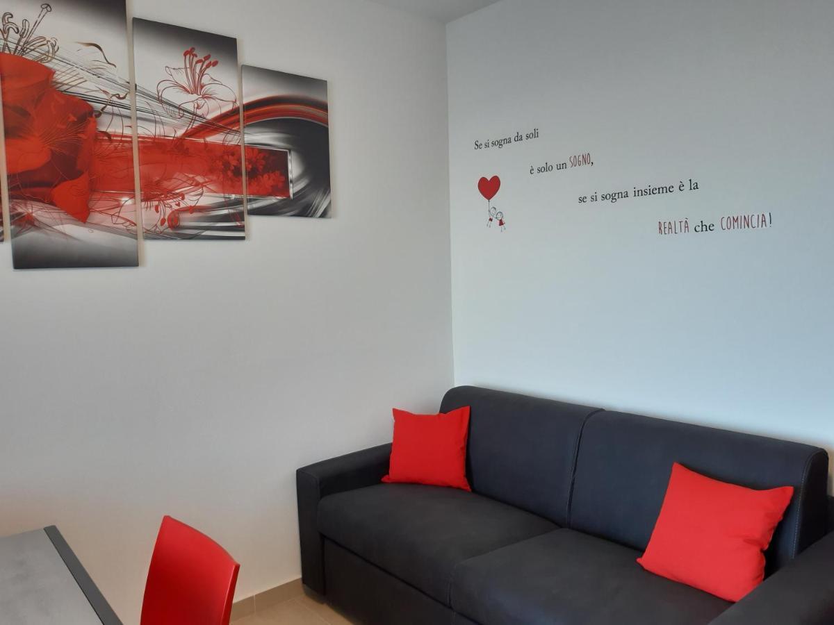 Casa Vacanze Da Lory Porto Torres Bagian luar foto