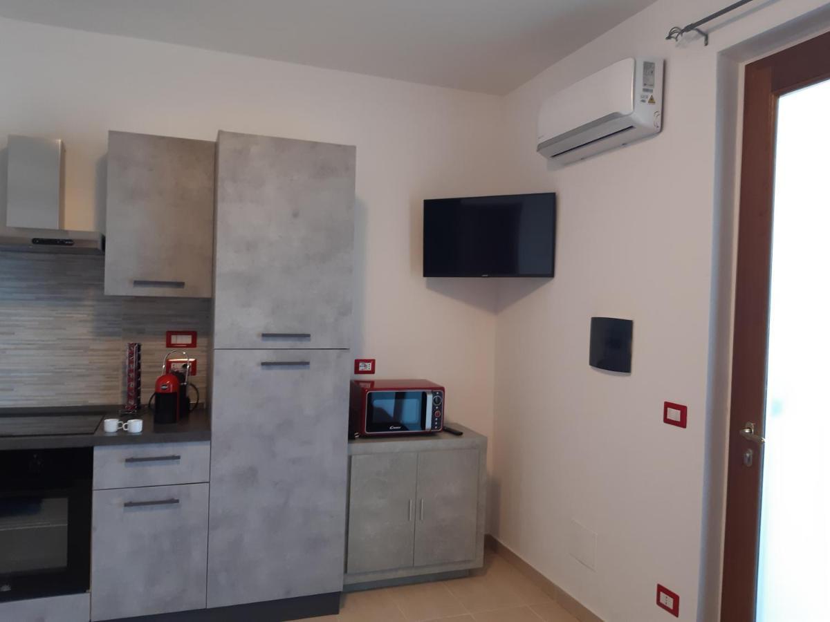 Casa Vacanze Da Lory Porto Torres Bagian luar foto