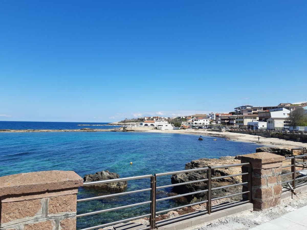 Casa Vacanze Da Lory Porto Torres Bagian luar foto
